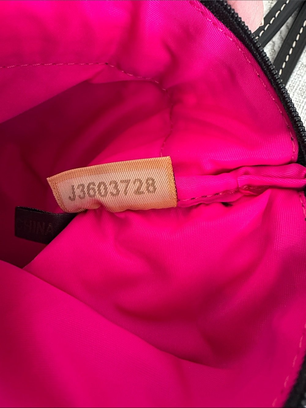 Dooney & Bourke Black Nylon Crossbody/Leather Strap with Double Zip Front Pocket - Picture 14 of 15
